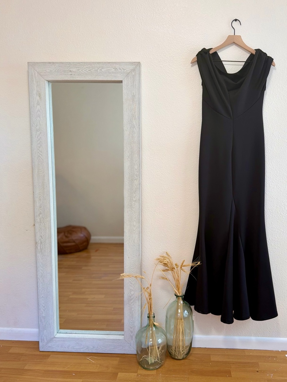 🖤 Elegant Black Draped Cowl Neck Maxi Dress ✨ - Picture 3 of 3